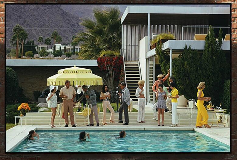Retro Poolside Host Luxury Lif - Luxury Lifestyle Picture recensie en prijs