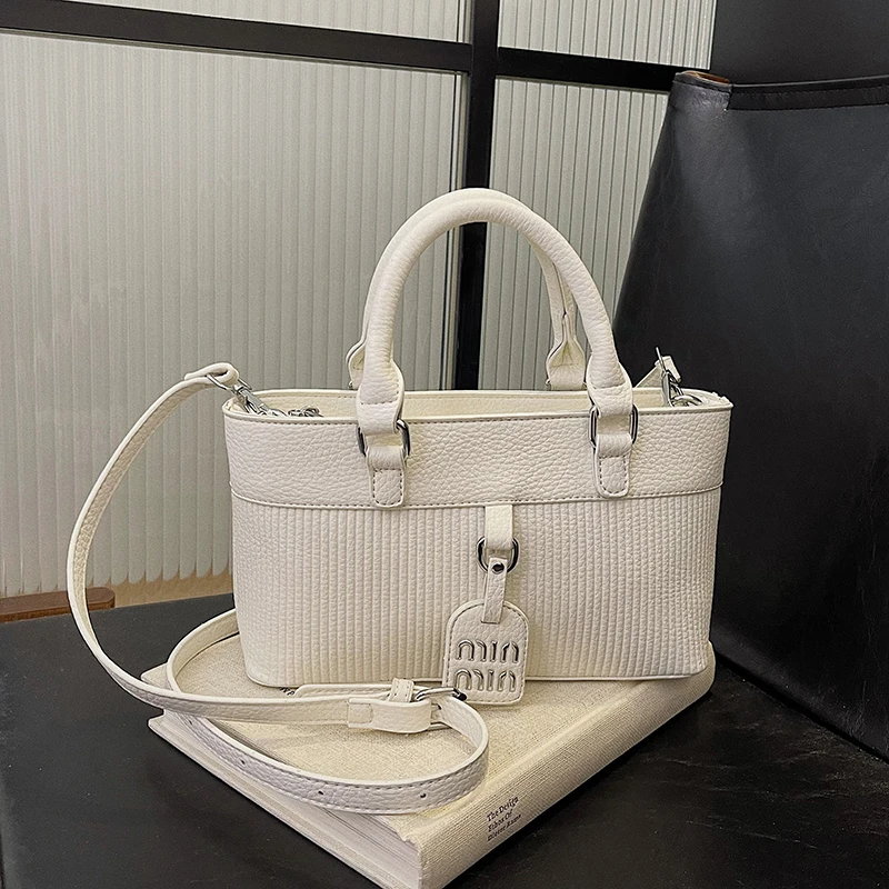 Luxury Women High End Leather  - Luxury Lifestyle City recensie en prijs
